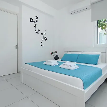 Paloma By Interhome Paralimni